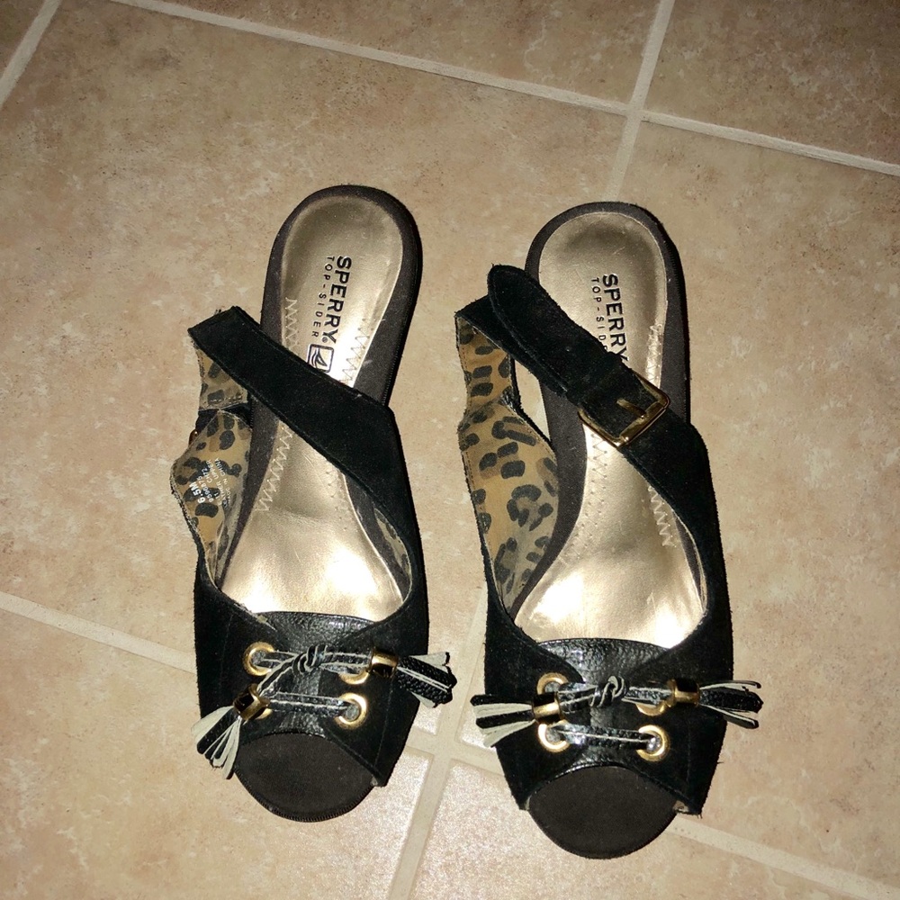 Women’s Sperry shoes